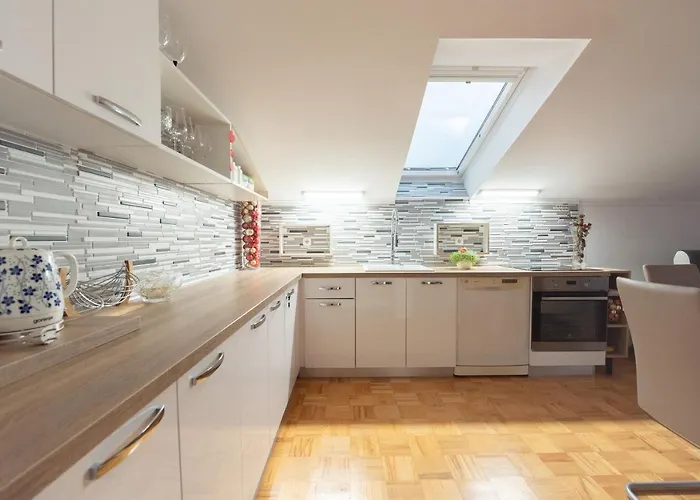 Donleone Villa Ponikva